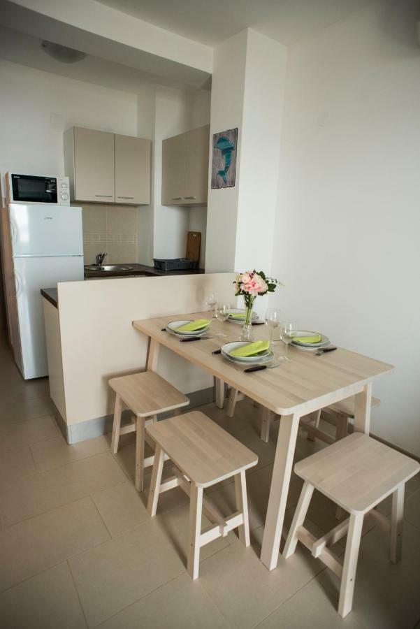Apartments Svijet Mora 2 Povljana Exterior photo